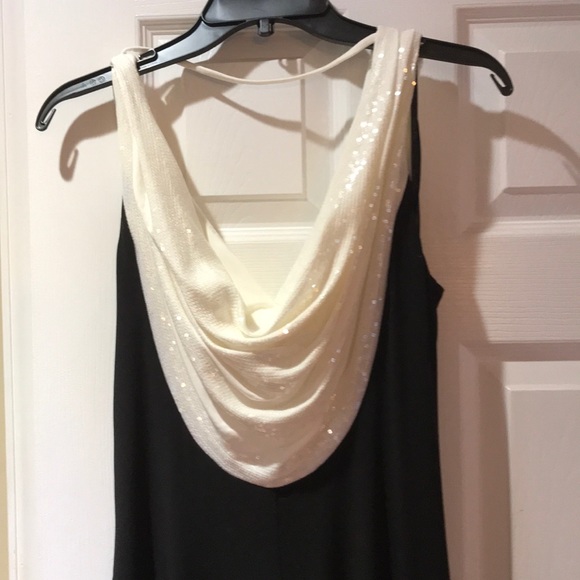 Beautiful full length gown - Picture 4 of 4